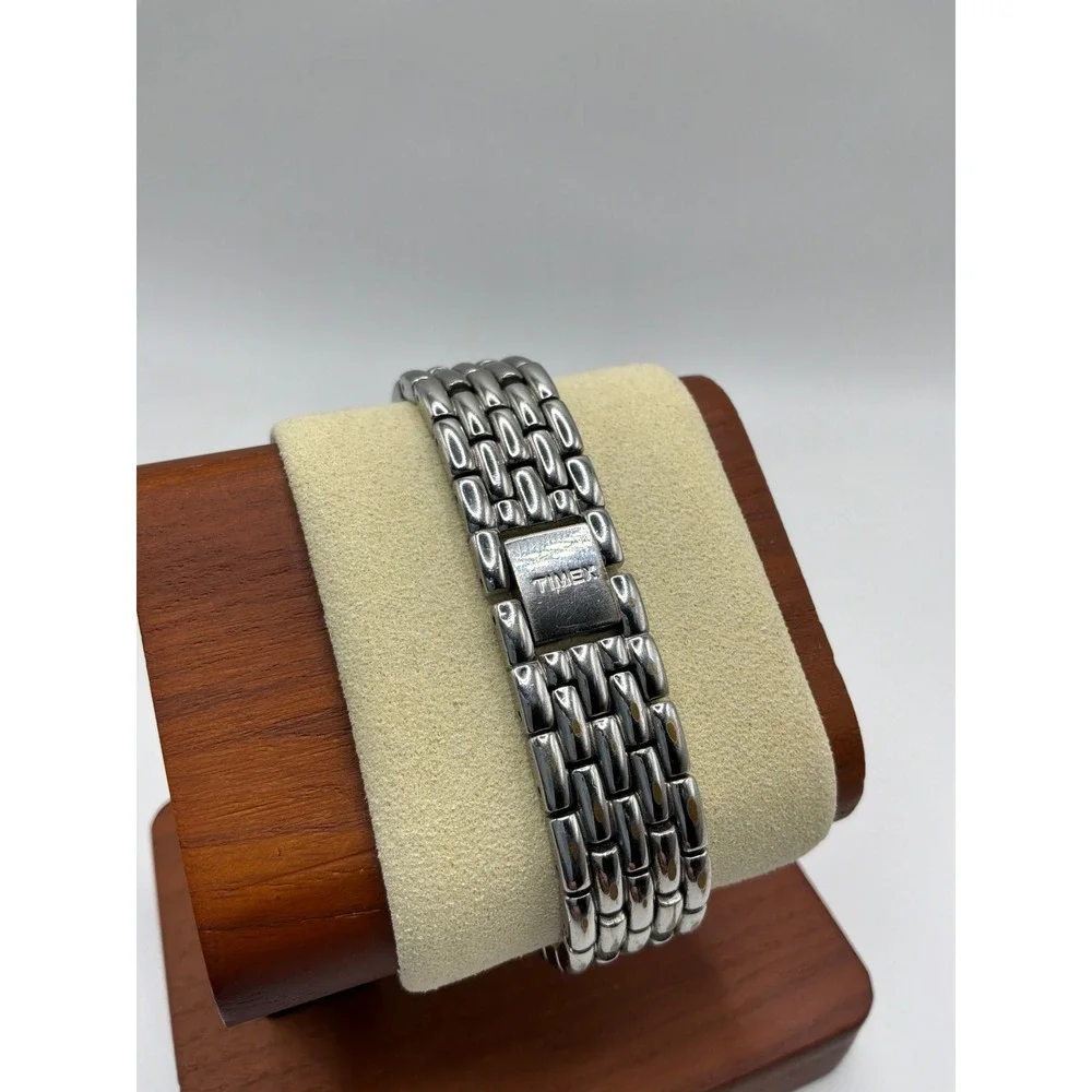 Timex View Point Women's Crystal Bezel MOP Roman Numeral Watch – New Battery